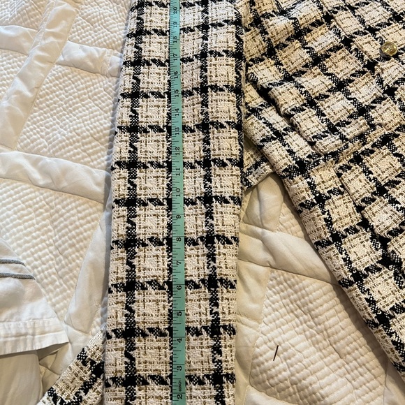 Week Jacket - Picture 11 of 11